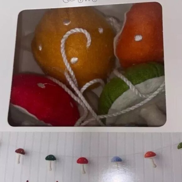 NWT - 6' Colorful Fabric Mushroom Christmas Decorative Wall Garland - Picture 3 of 4